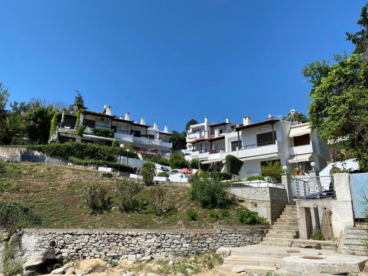 Irini Seaside Apartment Paleo Tsifliki Exterior photo