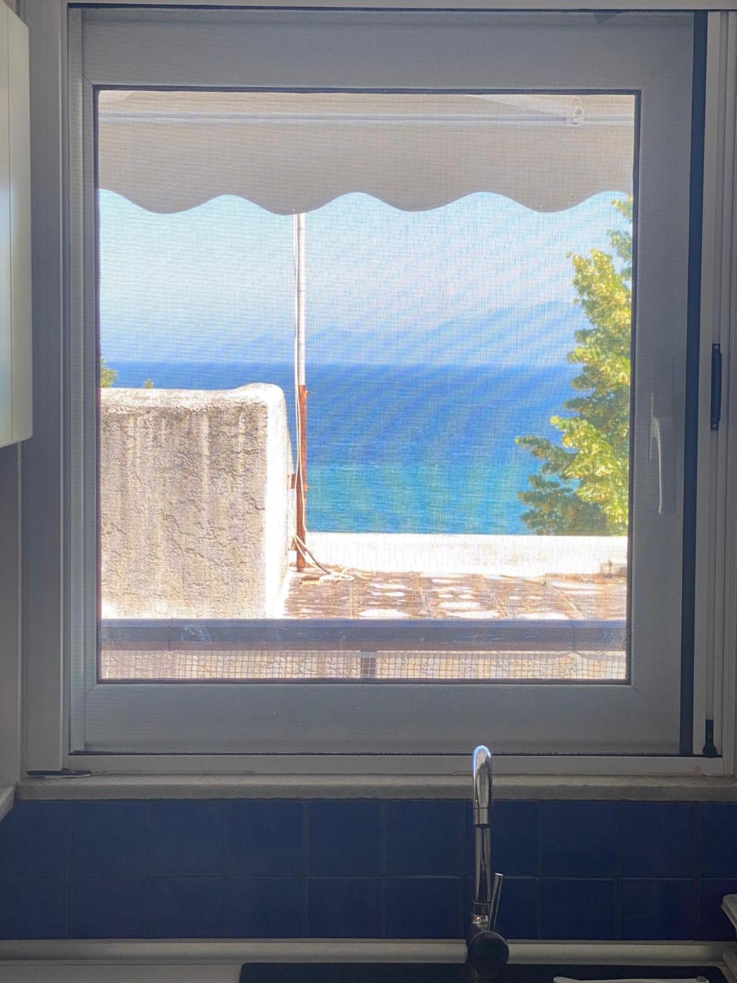 Irini Seaside Apartment Paleo Tsifliki Exterior photo